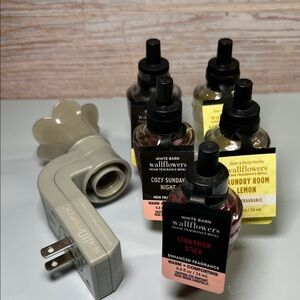 White Barn Wallflowers Plug with Assorted Fragrance Refills